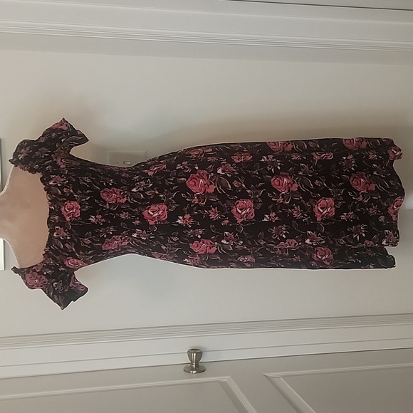 Kimchi Blue (Urban Outfitters) Smocked Floral Midi Dress, Size S, EUC! - Picture 1 of 10